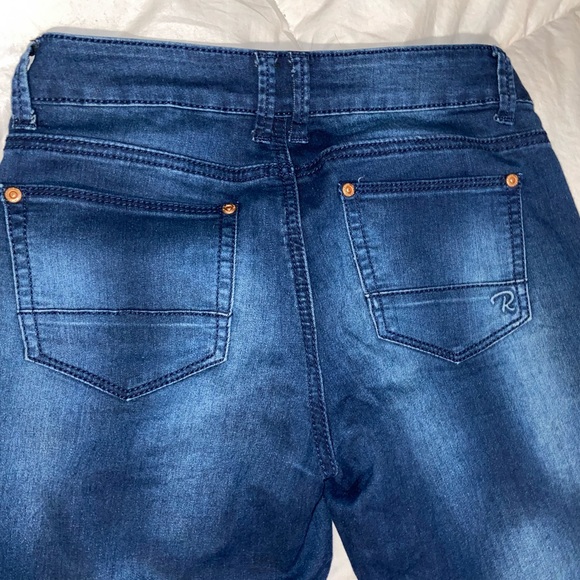 Revolution Jeans - Picture 2 of 7